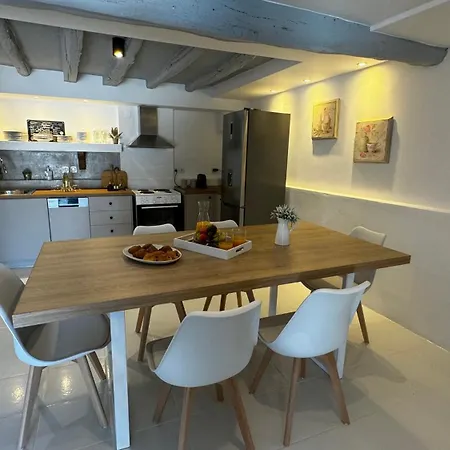 Villa Vista *
