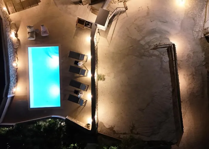 Villa Vista *